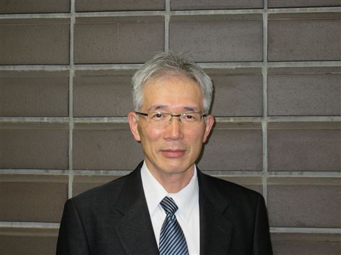 中央区長　横田 健一