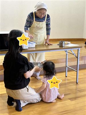 おやつ作りの様子です