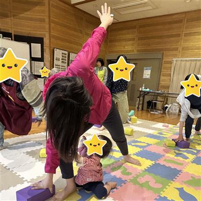 赤ちゃんと一緒にヨガ