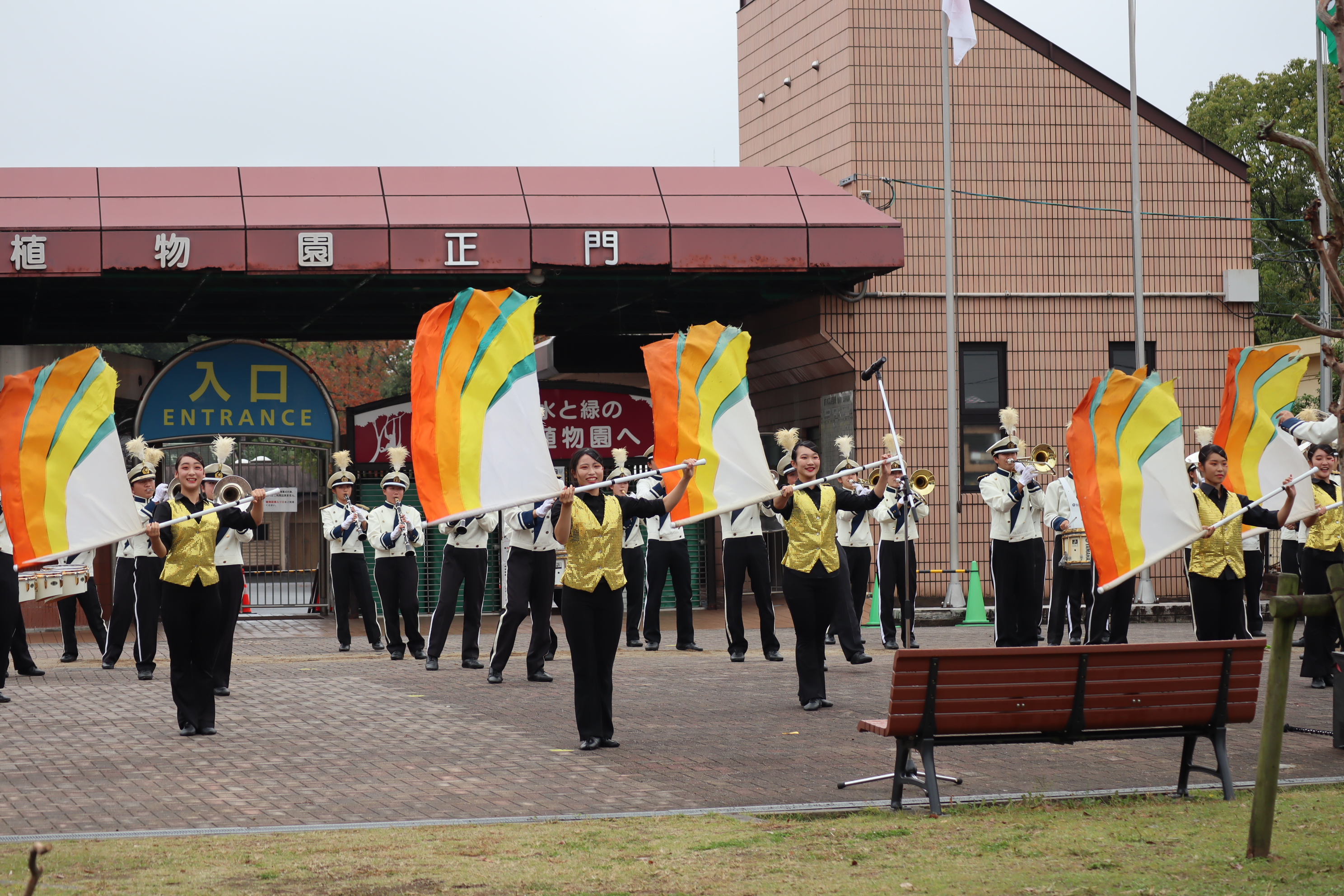 熊本工業高校吹奏楽部によるマーチング