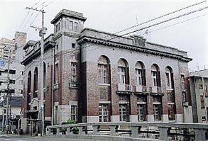 9 ピーエス熊本センター(旧第一銀行熊本支店)