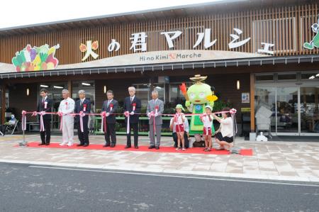 熊本市城南地域物産館「火の君マルシェ」開館記念式典の様子