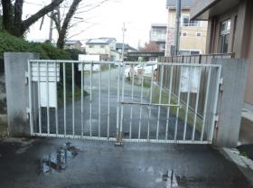 施工前　裏門の門扉