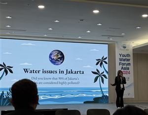 活動発表（インドネシアの高校生）　 ・Komib Indonesia