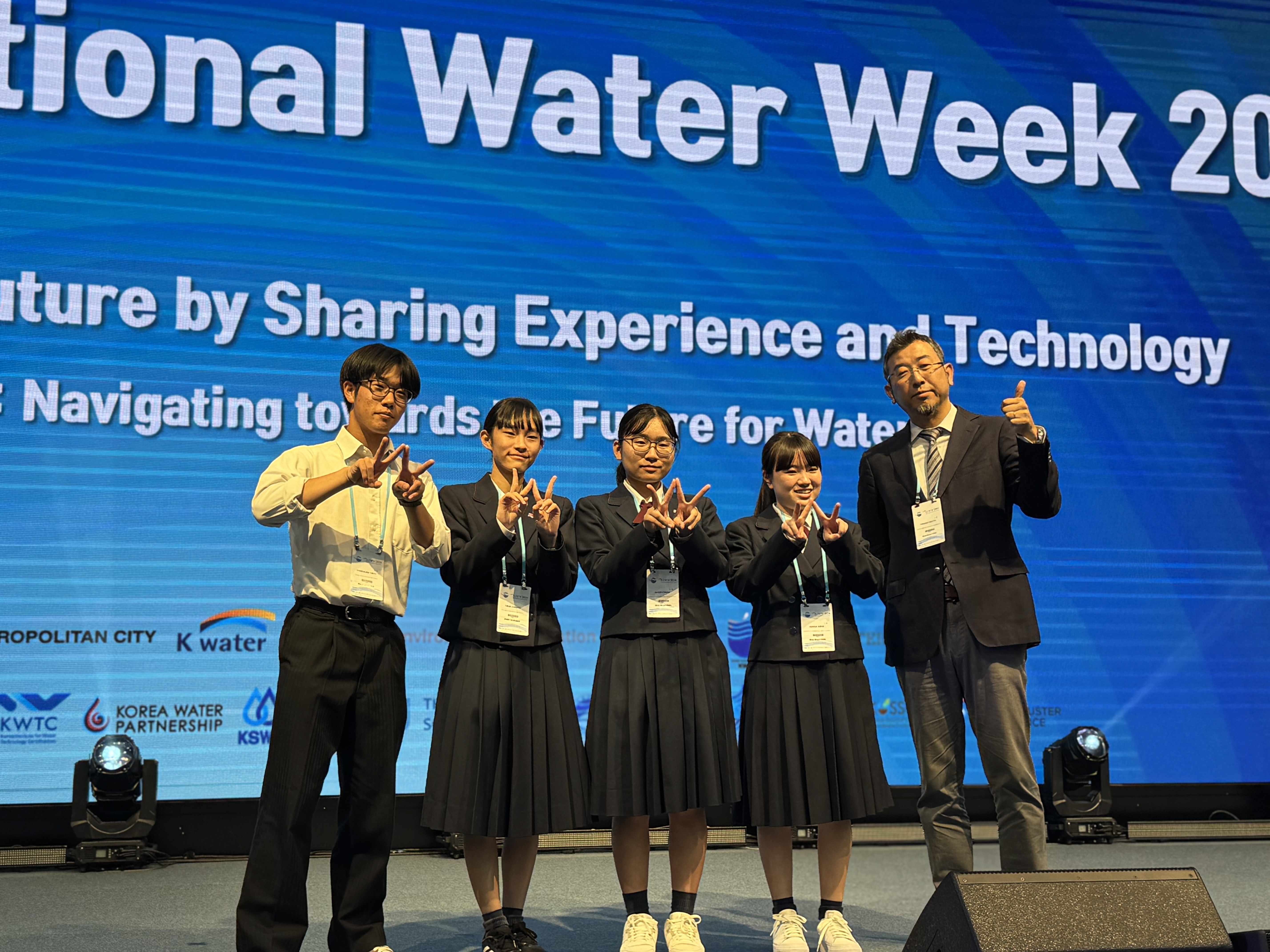 「ユース水フォーラムくまもと」のメンバー