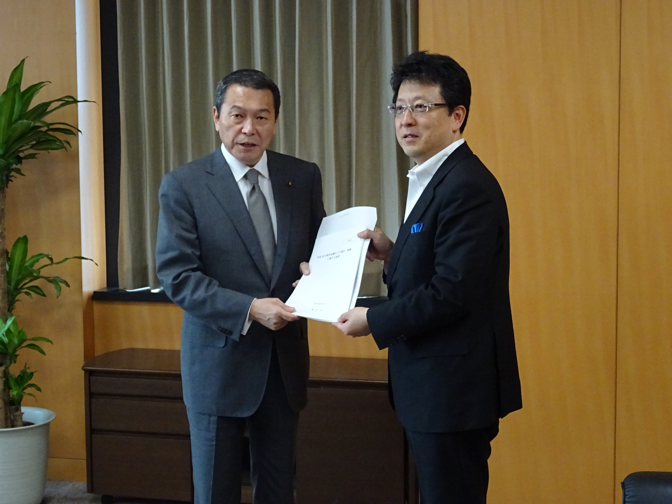小此木　八郎　内閣府大臣への要望