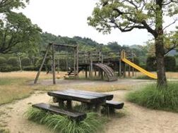 雁回遊具