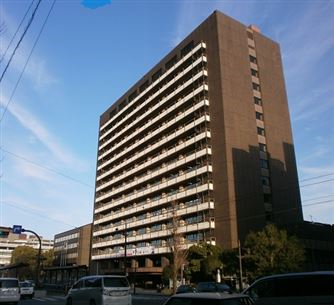 本庁舎全景