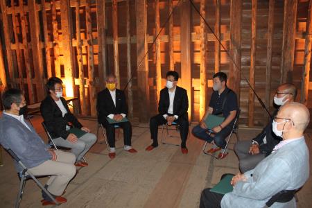 座談会 座談会