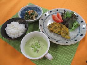 豚肉のピカタカレー風味献立1食分写真