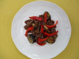 なすと牛肉の甘辛炒め