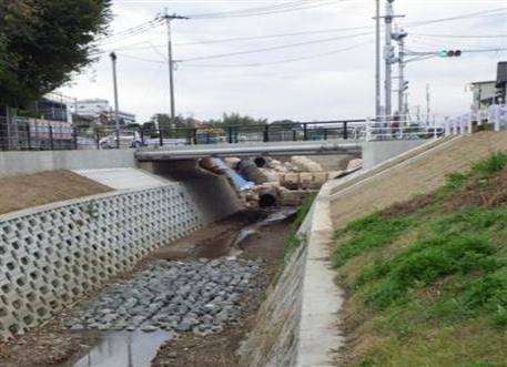 藻器堀川（整備後）