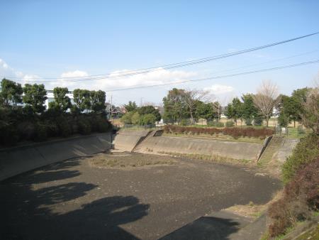 鶯川_(1)調整池_H29
