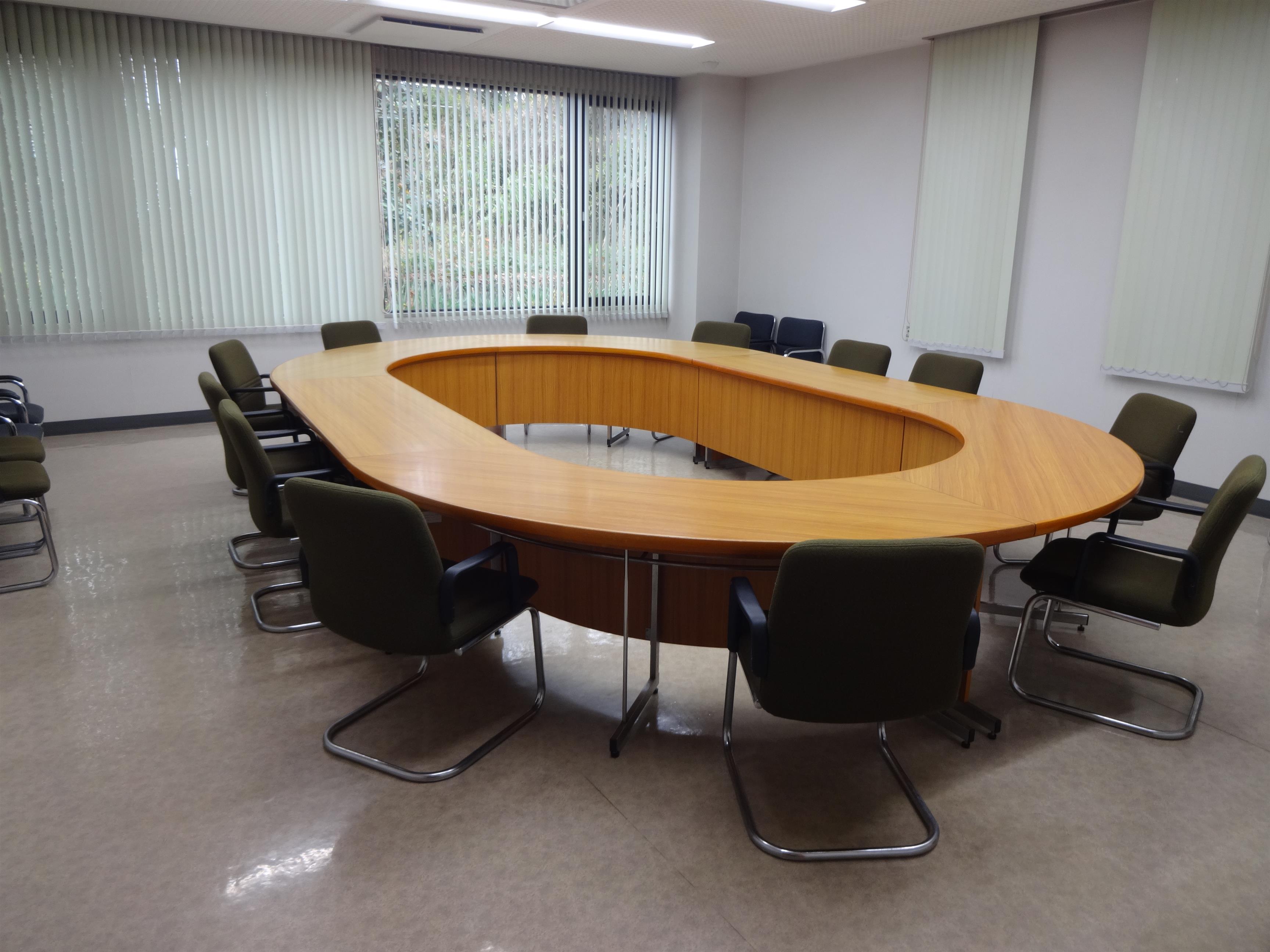 中会議室