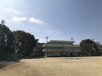 東町中学校整備状況