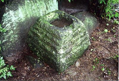 池辺寺関係石造物