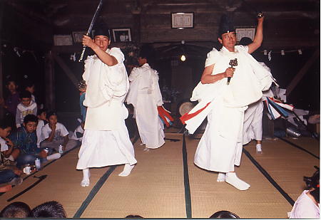 柚木神楽