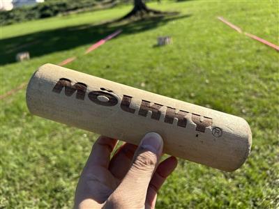 モルックを持つ写真