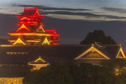 熊本城ライトアップ赤色