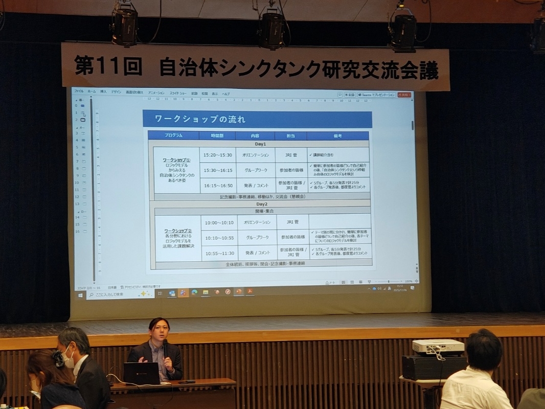 菅さん初日正面 (1)