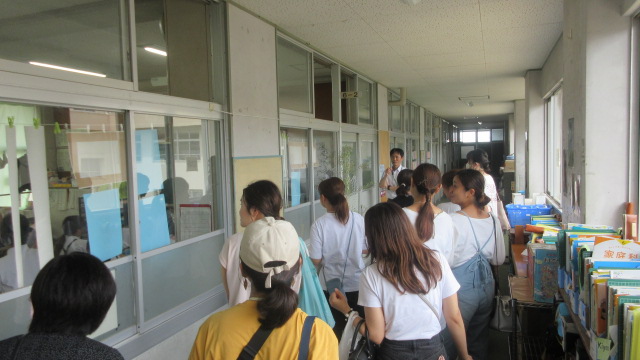 学校探検1