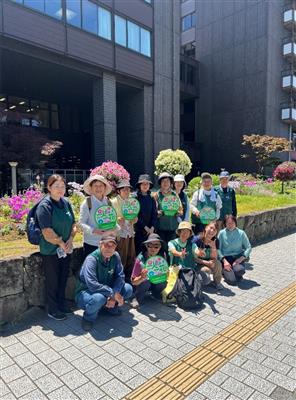 市役所前大花壇ボランティア活動