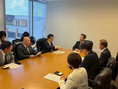 松田総領事との意見交換