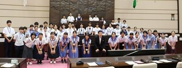 本会議場・集合写真