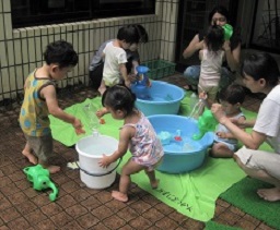水あそび