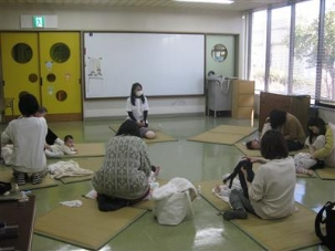 ベビーマッサージ