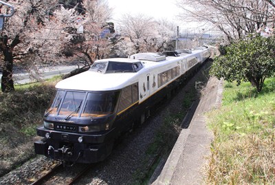 あそぼーい！が走る町