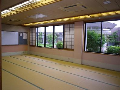 雁回館和室