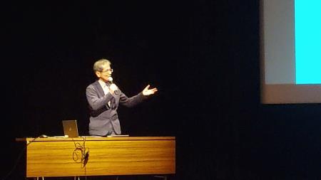 写真:講演2 写真:講演2