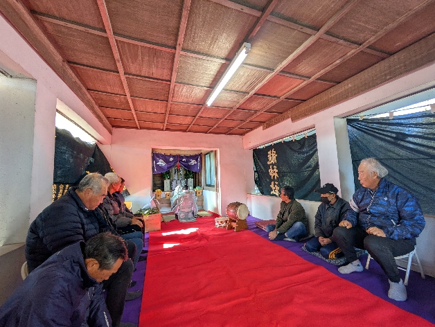 PXL_20251209_050139095