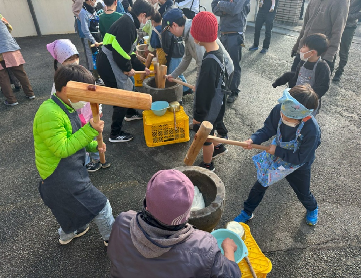 餅つき(5)