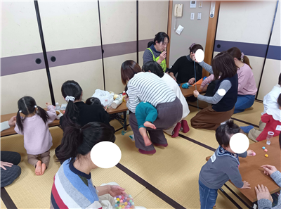 上村主任児童委員による作り方講座