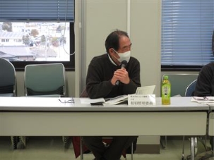 第2回南区地域包括ケアシステム推進会議委員が発言している様子