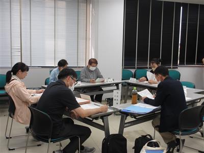 在宅医療介護チームの話し合いの様子