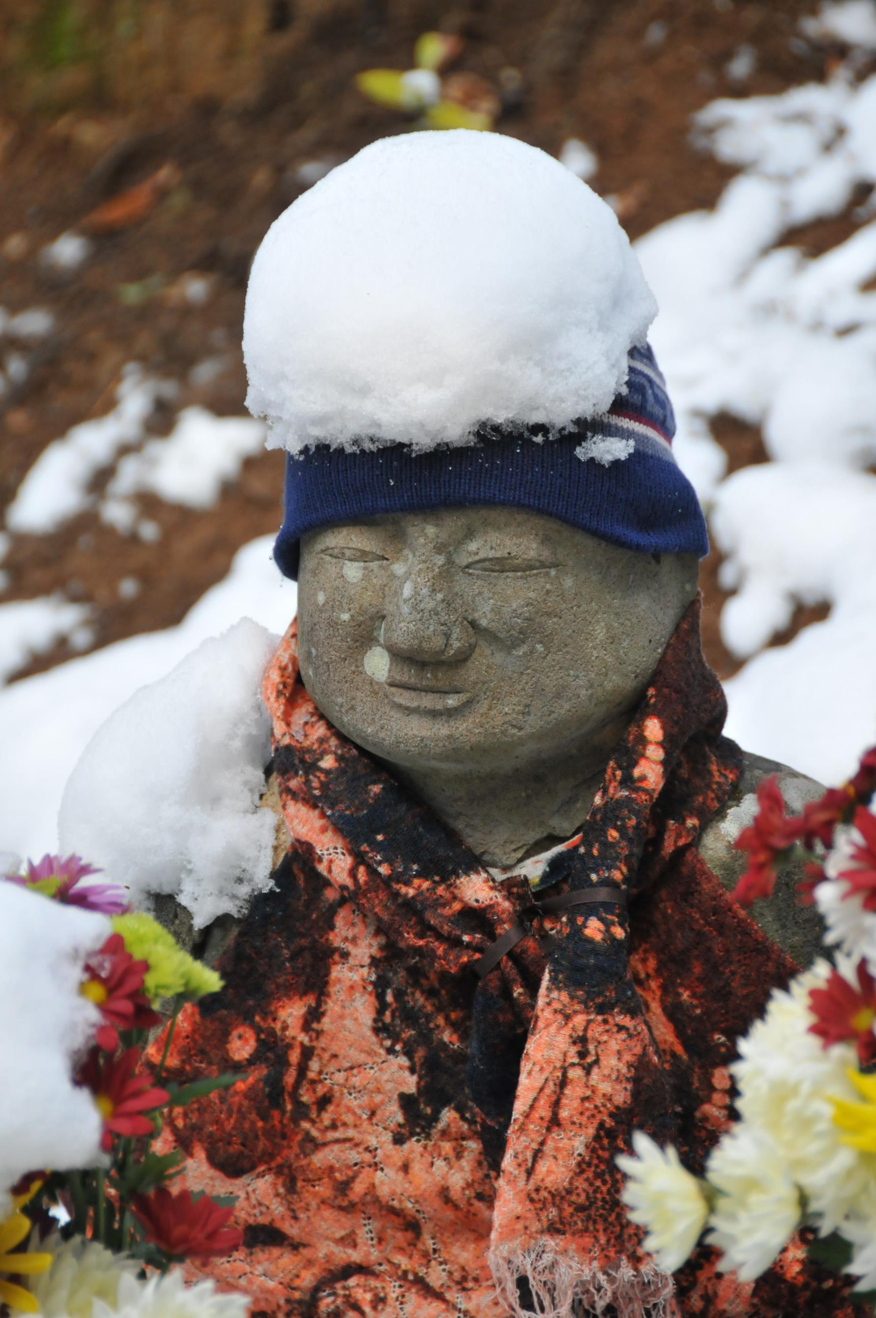 雪帽子の五百羅観様 雪帽子の五百羅観様