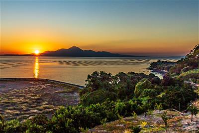 河内より望む夕陽