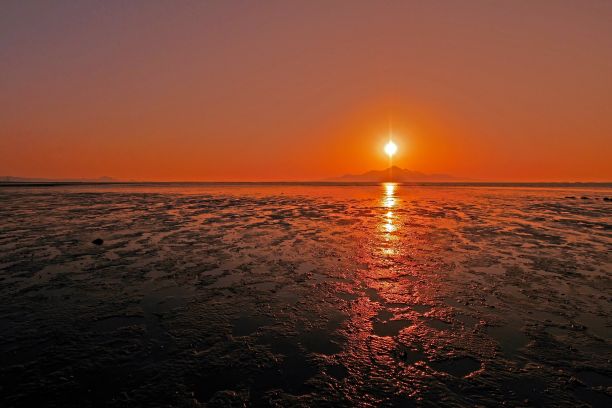 25　雲仙岳に陽の沈むころ