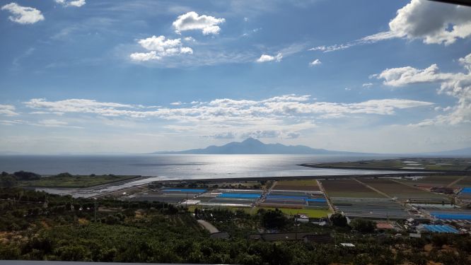 27　No18-1 雲仙と眼下に広がる田園地帯・白浜みかんの段々畑