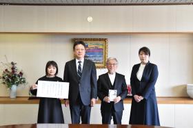 2.27優良民間社会福祉団体・施設に対する御下賜金伝達式