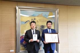 4.4　ネッツトヨタ熊本（株）様からの寄附に対する感謝状贈呈式