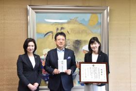 日本航空株式会社様から熊本城災害復旧支援金への寄附金贈呈