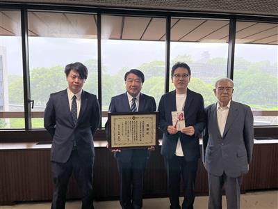 7.18内村酸素株式会社様からの熊本城災害復旧支援金への寄附金贈呈