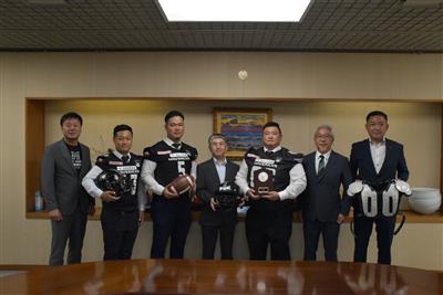 8.29九州熊本マーベリックス大会優勝に伴う副市長表敬訪問