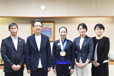 令和7年9月18日（木曜日）第41回世界新体操選手権大会優勝に伴う表敬訪問