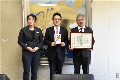 令和8年1月7日（水曜日）城見櫓 共和観光株式会社様からの熊本城復元整備基金への寄附金贈呈