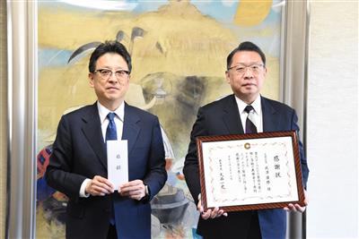 令和8年2月17日（火曜日）令和8年2月17日（火曜日）令和7年8月豪雨災害に係る文京区からの義援金の贈呈